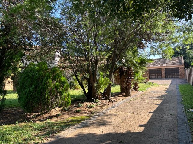  21  Roux Street, The Reeds,  Centurion 